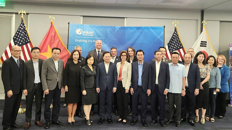 Đoàn công tác tỉnh Bắc Ninh thăm trụ sở Tập đoàn Amkor.