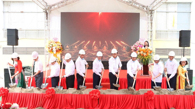 Khởi công dự án Trường liên cấp tiểu học và trung học cơ sở Trần Quốc Toản, thành phố Bắc Ninh (giai đoạn 3).