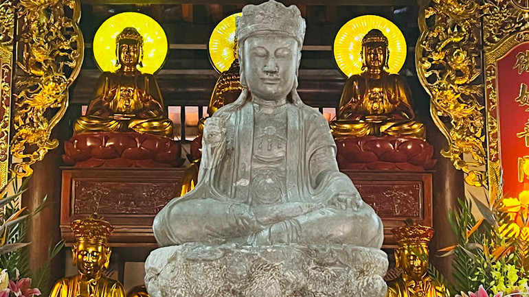 Bảo vật quốc gia tượng Quan Thế Âm chùa Cung Kiệm.