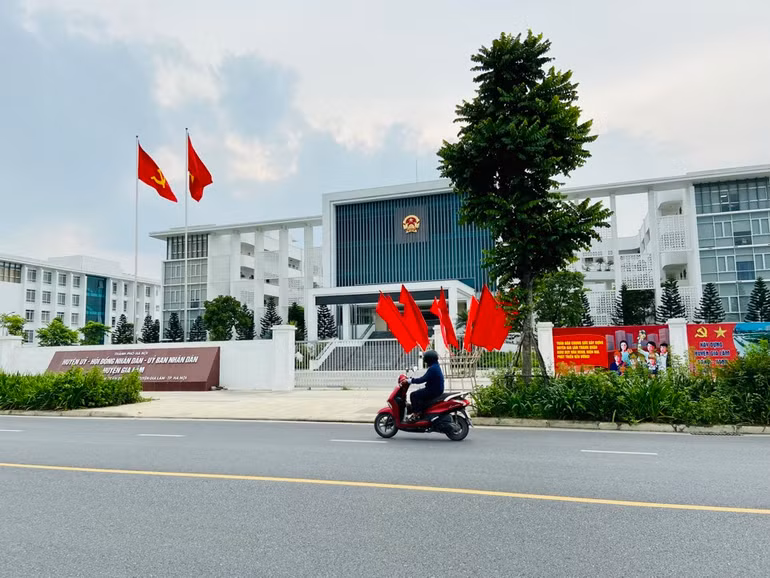 Trung tâm hành chính huyện Gia Lâm.