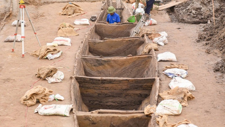 Dù nằm sâu dưới lòng ao, nhưng các thuyền được phát hiện vẫn giữ được hình dáng khá nguyên vẹn.