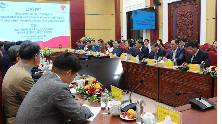 Quang cảnh Lễ ký kết.