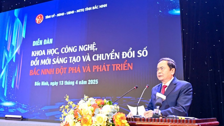 Chủ tịch Quốc hội Trần Thanh Mẫn phát biểu chỉ đạo tại diễn đàn. (Ảnh: DUY LINH)