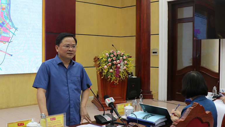 Đồng chí Bí thư Tỉnh ủy Bắc Ninh phát biểu chỉ đạo. Đồng chí Bí thư Tỉnh ủy Bắc Ninh phát biểu chỉ đạo.