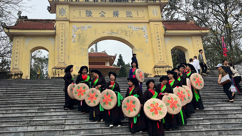 Các liền chị tại lễ hội Lim năm 2024.