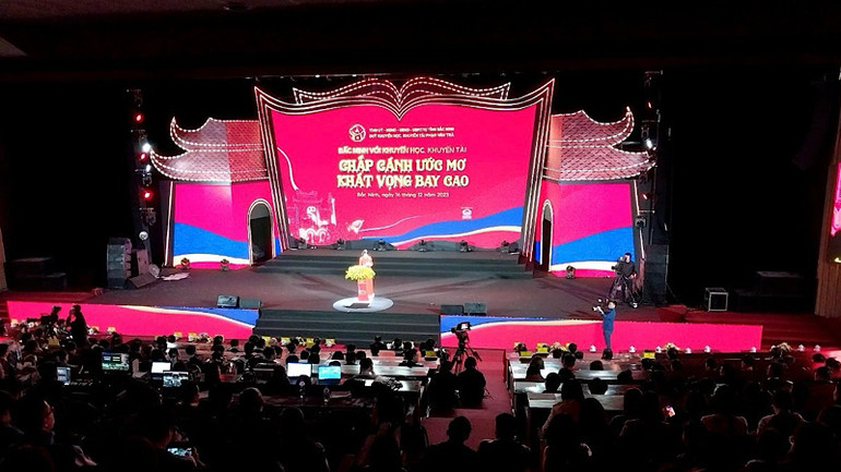 Toàn cảnh Lễ vinh danh và trao thưởng Quỹ Khuyến học, Khuyến tài Phạm Văn Trà. Toàn cảnh Lễ vinh danh và trao thưởng Quỹ Khuyến học, Khuyến tài Phạm Văn Trà.