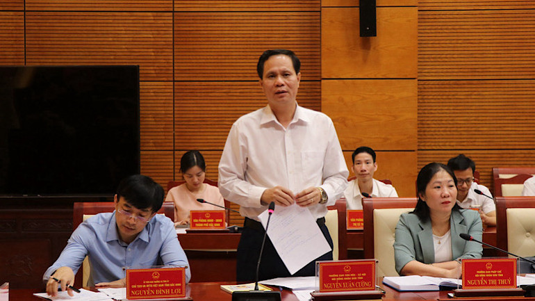 Các ý kiến phát biểu tham luận.