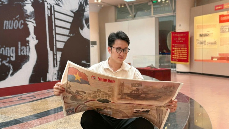 Trải nghiệm phụ san đặc biệt của Báo Nhân Dân trong không gian Bảo tàng tỉnh.