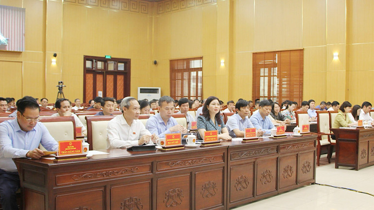 Các đại biểu tham dự trực tiếp tại Trung tâm văn hóa Kinh Bắc.