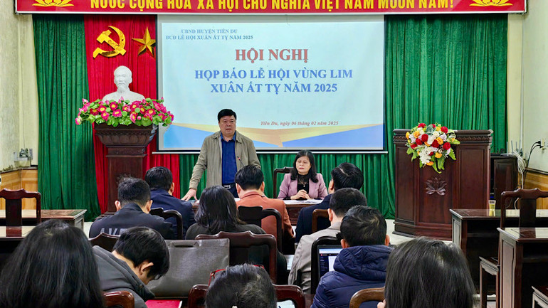 Quang cảnh họp báo Lễ hội vùng Lim Xuân Ất Tỵ năm 2025.