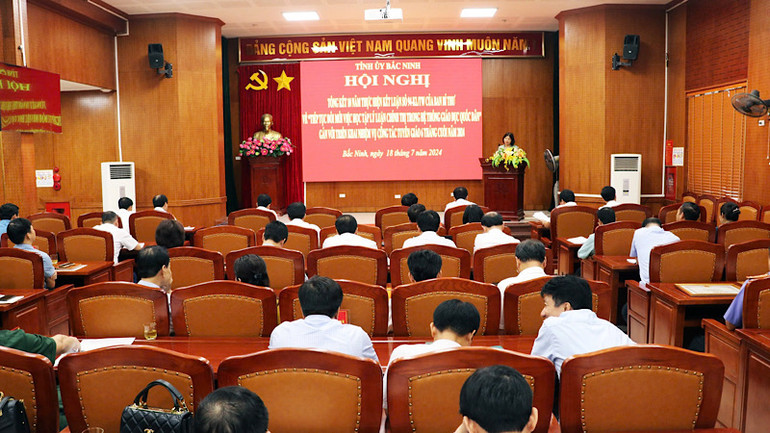 Quang cảnh hội nghị.