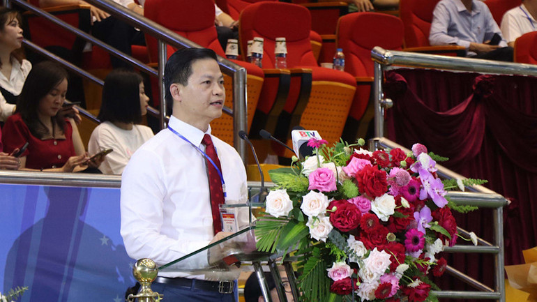 Phó Chủ tịch Thường trực Ủy ban nhân dân tỉnh, Trưởng ban Tổ chức tuyên bố Khai mạc Hội khỏe Phù Đổng tỉnh lần thứ 10.