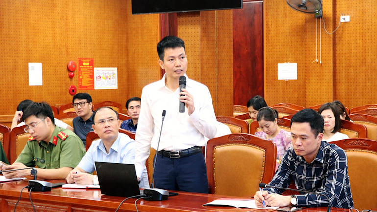 Đại diện Sở Thông tin và Truyền thông thông tin tại hội nghị.