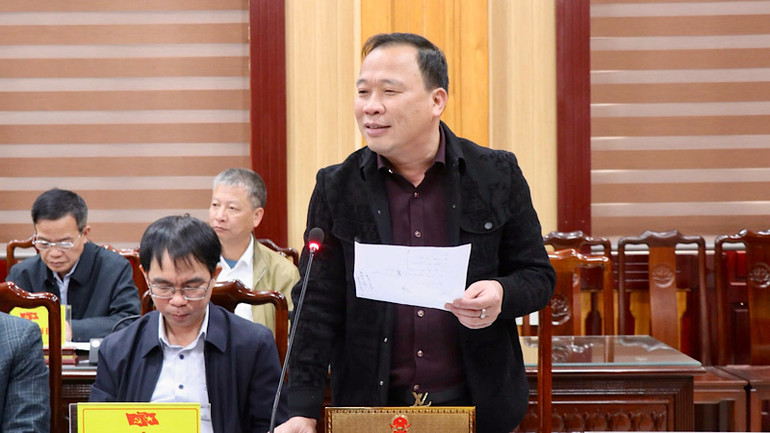 Đồng chí Nguyễn Công Ký, Chủ tịch Ủy ban nhân dân huyện Gia Bình phát biểu.