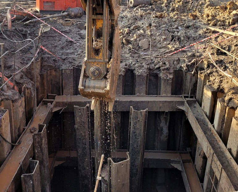 Công việc tìm kiếm tiếp tục diễn ra.