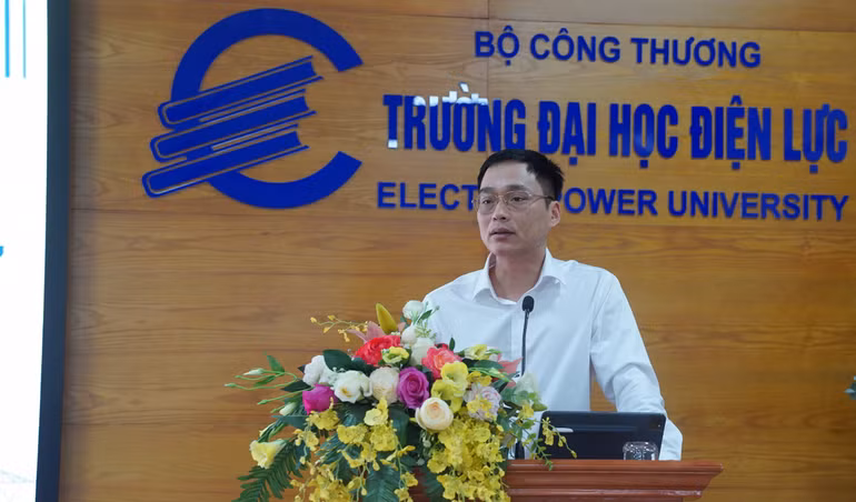 TS. Nguyễn Cương Hoàng, Giám đốc Trung tâm Bán dẫn Viettel, Tập đoàn Công nghiệp Viễn thông Quân đội.