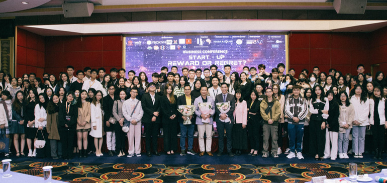 Sự kiện thu hút được sự tham gia của sinh viên từ nhiều trường đại học. (Ảnh: TRUNG HIẾU)