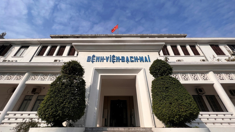 Tòa nhà là chứng tích lịch sử của chiến thắng “Hà Nội - Điện Biên Phủ trên không”. (Ảnh: Trung Hiếu)