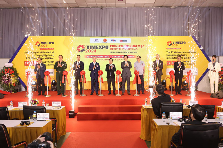 Triển lãm VIMEXPO thuộc Chương trình phát triển công nghiệp hỗ trợ cụ thể hóa Nghị quyết số 115/NQ-CP về các giải pháp thúc đẩy phát triển công nghiệp hỗ trợ của Chính phủ.