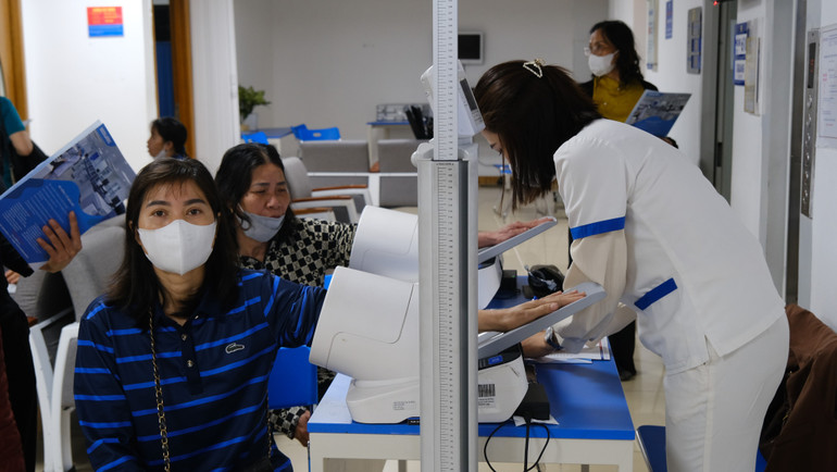 Việc tiếp cận dịch vụ y tế chất lượng giúp phụ nữ phát hiện bệnh sớm, từ đó có biện pháp điều trị và phòng ngừa hiệu quả. Việc tiếp cận dịch vụ y tế chất lượng giúp phụ nữ phát hiện bệnh sớm, từ đó có biện pháp điều trị và phòng ngừa hiệu quả.