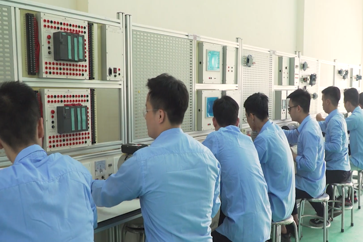 Ngành công nghiệp bán dẫn mới đáp ứng được dưới 20% nhân sự, trong khi nhu cầu hằng năm là khoảng 10.000 kỹ sư.