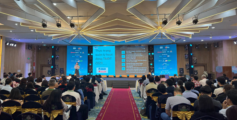 Diễn đàn Toàn cảnh Thương mại điện tử Việt Nam 2025 (VOBF 2025) với chủ đề “Chiến thắng trong kỷ nguyên AI”.