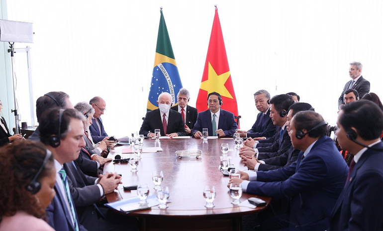Tổng thống Brazil Lula da Silva và Thủ tướng Phạm Minh Chính tiến hành hội đàm. (Ảnh: Dương Giang)