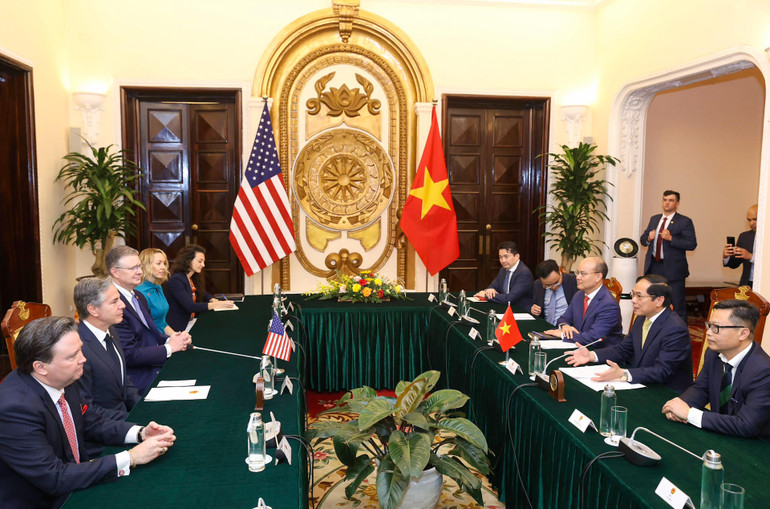 Quang cảnh buổi hội đàm tại trụ sở Bộ Ngoại giao.