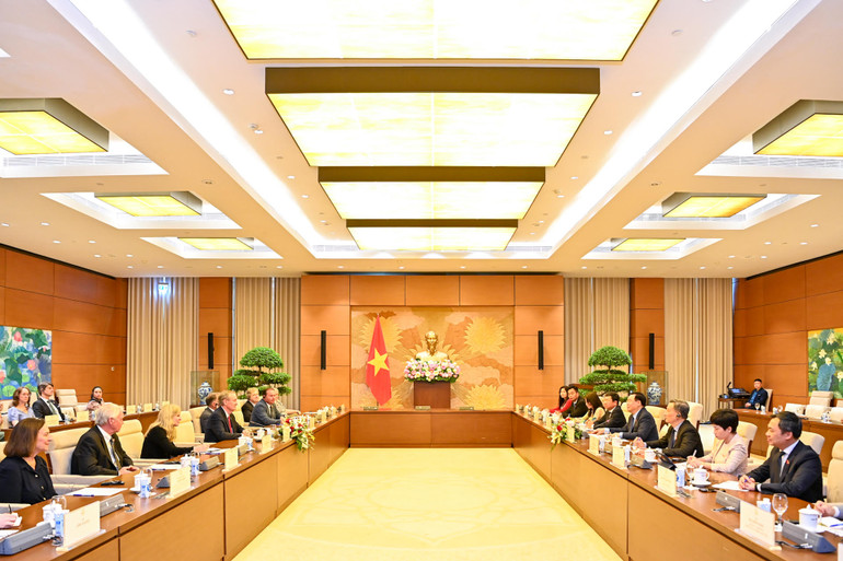 Quang cảnh buổi tiếp tại Nhà Quốc hội.