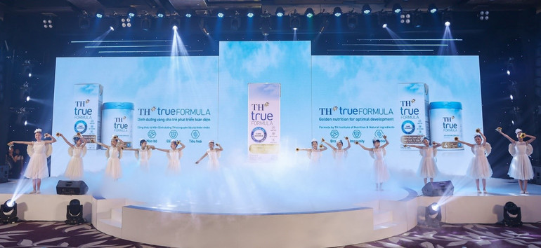 Sản phẩm của TH phù hợp và được "đo ni đóng giày" với thể trạng của trẻ em cũng như người tiêu dùng Việt Nam. Sản phẩm của TH phù hợp và được "đo ni đóng giày" với thể trạng của trẻ em cũng như người tiêu dùng Việt Nam.