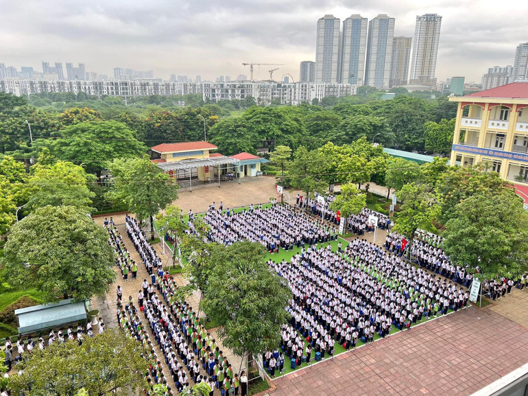 Các trường học trên địa bàn quận Thanh Trì tổ chúc tưởng niệm.