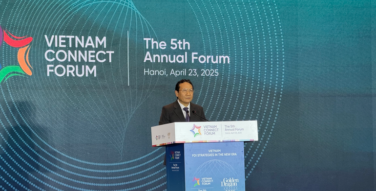 Ông Nguyễn Hồng Sơn, Phó Trưởng Ban Chính sách, Chiến lược Trung ương chia sẻ về vấn đề nâng cao chất lượng, hiệu quả hợp tác đầu tư nước ngoài đối với lĩnh vực FDI.