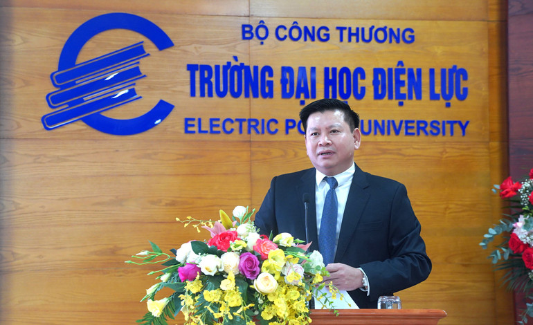 PGS.TS. Đinh Văn Châu, Hiệu trưởng trường Đại học Điện lực.