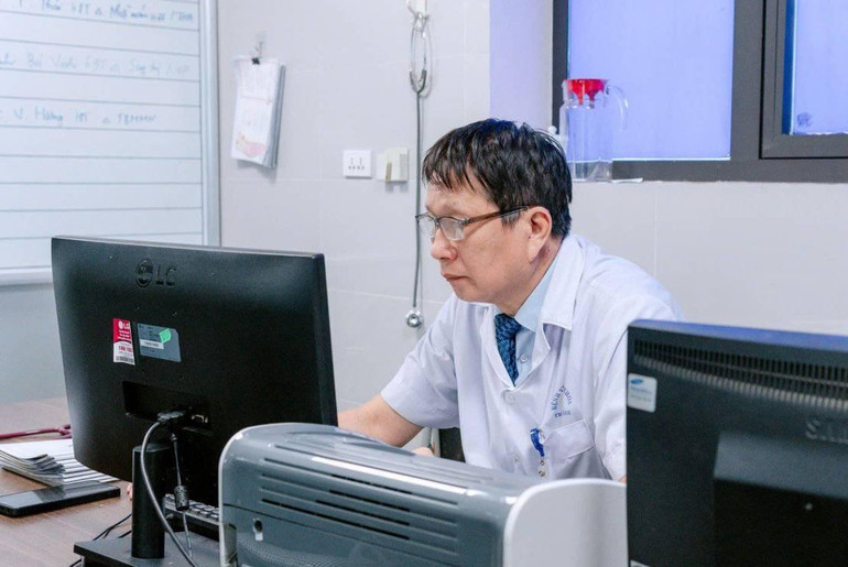 Tiến sĩ, bác sĩ Quan Thế Dân chia sẻ câu chuyện từ gia đình mình.