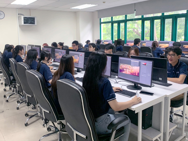 Hoa Sen College đã áp dụng các giải pháp tài chính linh hoạt.