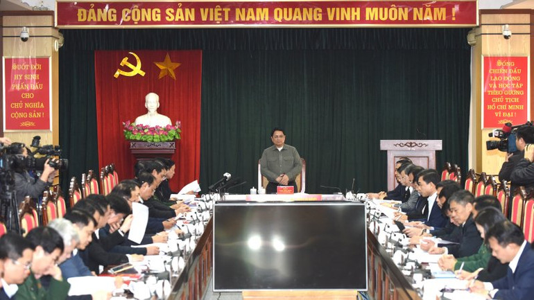 Thủ tướng Phạm Minh Chính thị sát, kiểm tra tuyến cao tốc Tuyên Quang-Phú Thọ ảnh 4