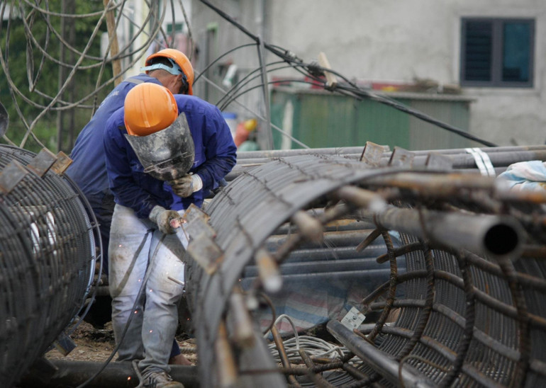 Thi công các hạng mục công trình tại dự án đường cao tốc bắc-nam đoạn qua Nghệ An. Thi công các hạng mục công trình tại dự án đường cao tốc bắc-nam đoạn qua Nghệ An.