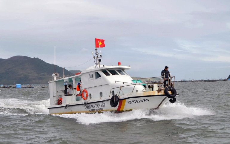 Tàu kiểm ngư tuần tra trên biển nhằm góp phần chống khai thác IUU.