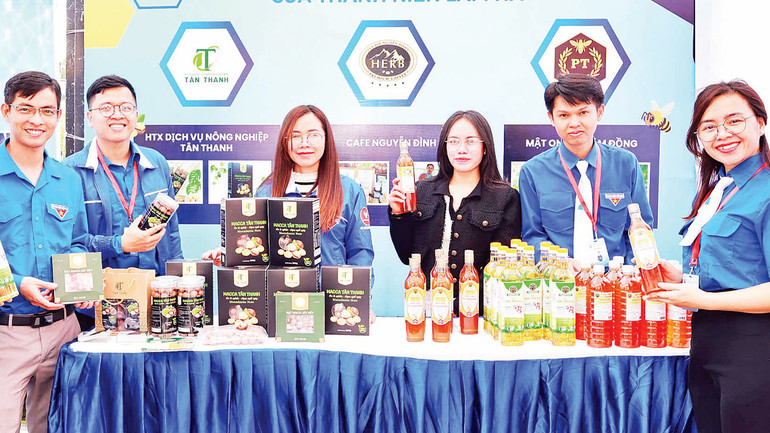 Sản phẩm khởi nghiệp của thanh niên tỉnh Lâm Đồng luôn được tạo điều kiện quảng bá.