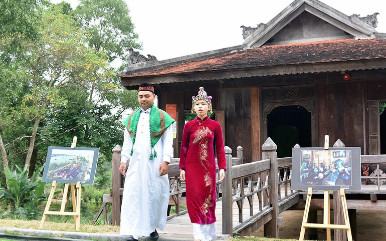 Trang phục cưới của dân tộc Chăm Islam