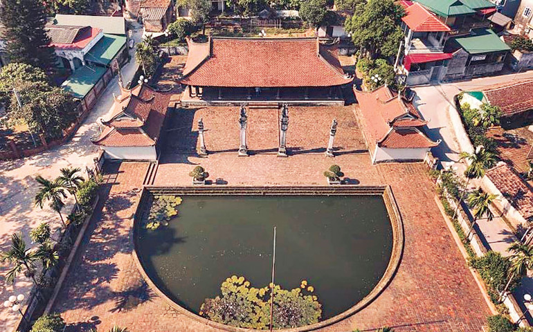 Di tích quốc gia đặc biệt Đình Tây Đằng - nơi sở hữu những di sản kiến trúc, nghệ thuật độc đáo bậc nhất xứ Đoài. Ảnh: Hiếu Trần Di tích quốc gia đặc biệt Đình Tây Đằng - nơi sở hữu những di sản kiến trúc, nghệ thuật độc đáo bậc nhất xứ Đoài. Ảnh: Hiếu Trần