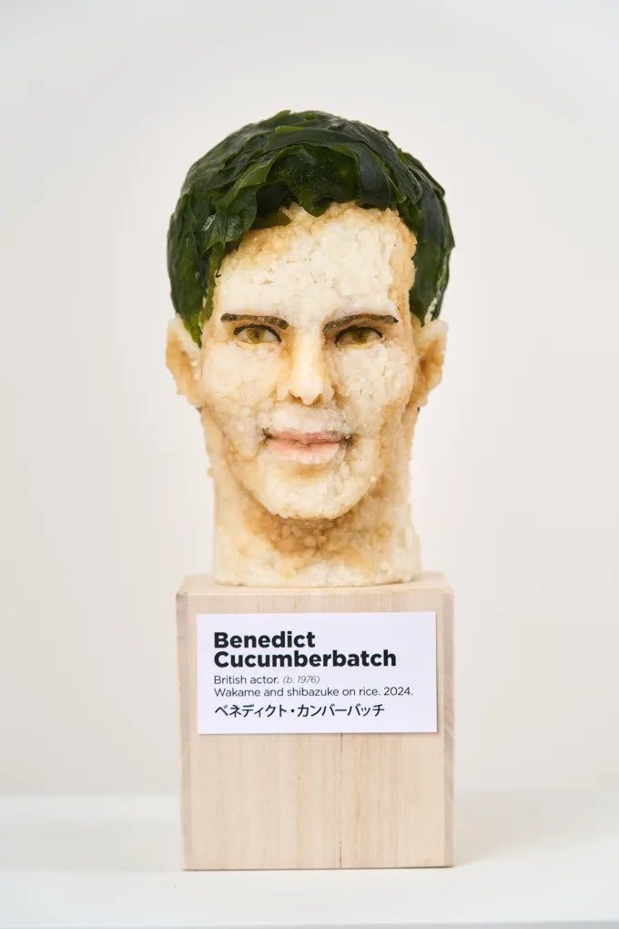 Bức tượng nam diễn viên nổi tiếng Benedict Cumberbatch.