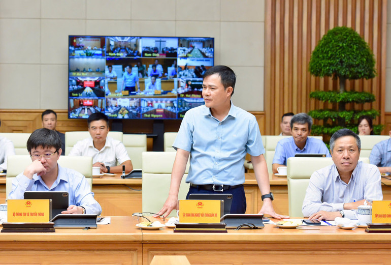 Chủ tịch kiêm Tổng giám đốc Tập đoàn Công nghiệp-Viễn thông Quân đội (Viettet) Tào Đức Thắng phát biểu.