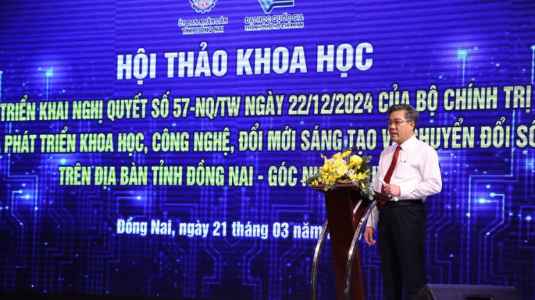 Phó Chủ tịch Ủy ban nhân dân tỉnh Đồng Nai Dương Minh Dũng phát biểu tại Hội thảo. Phó Chủ tịch Ủy ban nhân dân tỉnh Đồng Nai Dương Minh Dũng phát biểu tại Hội thảo.