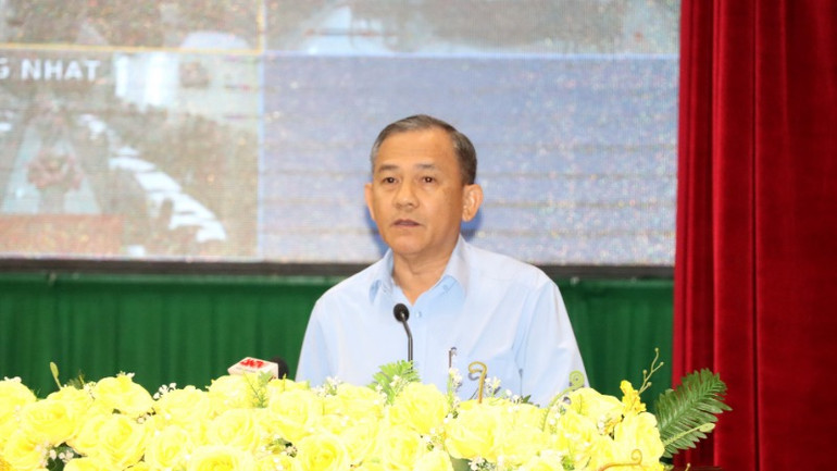 Phó Trưởng Ban Tuyên giáo Tỉnh ủy Đồng Nai Phạm Tấn Linh phát biểu tham luận.