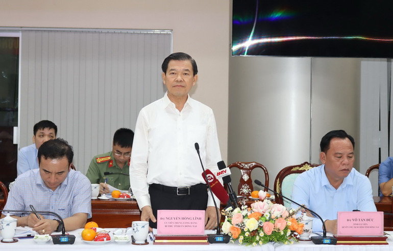 Bí thư Tỉnh ủy Đồng Nai Nguyễn Hồng Lĩnh đề nghị nhanh chóng giải quyết vướng mắc trên tinh thần thượng tôn pháp luật, bảo đảm doanh nghiệp không bị thiệt hại.