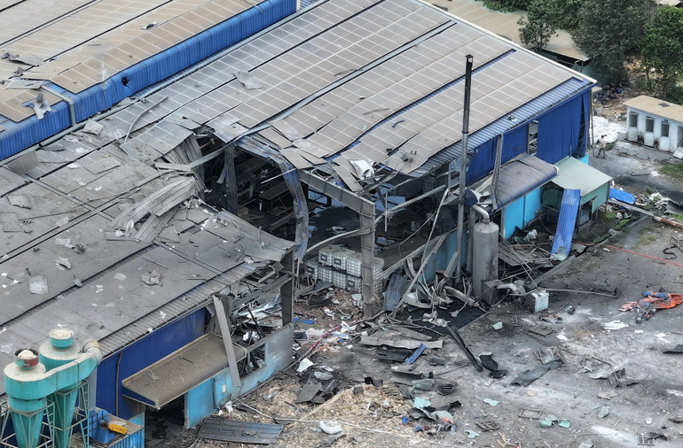 Khu vực lò hơi phát nổ. Khu vực lò hơi phát nổ.