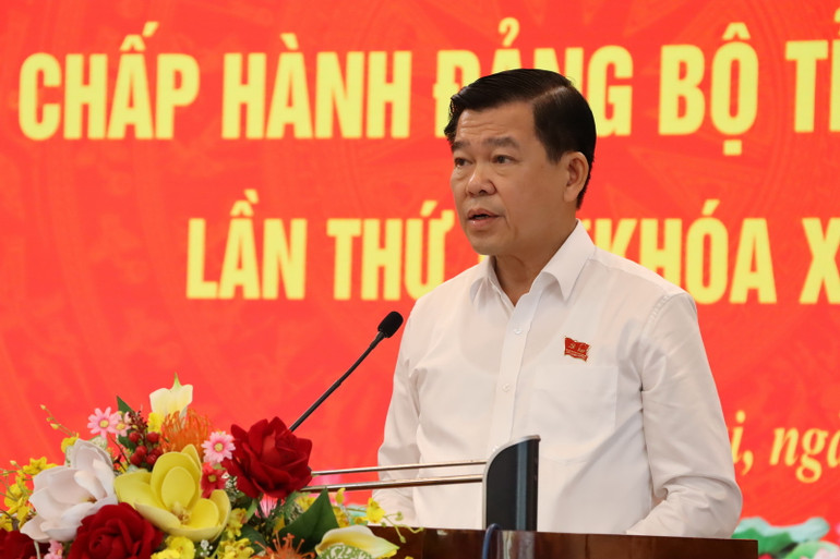 Bí thư Tỉnh ủy Đồng Nai Nguyễn Hồng Lĩnh phát biểu tại hội nghị.