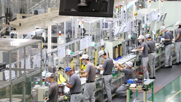 Công nghiệp công nghệ cao là lĩnh vực được Đồng Nai ưu tiên phát triển. Công nghiệp công nghệ cao là lĩnh vực được Đồng Nai ưu tiên phát triển.