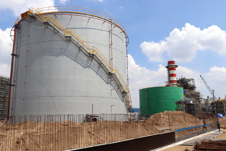 Khi đi vào hoạt động nhà máy nhiệt điện Nhơn Trạch 3, 4 sẽ bổ sung khoảng 8 tỷ kWh điện/' năm cho hệ thống điện quốc gia.